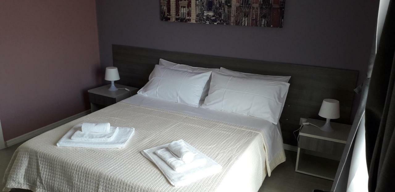 Bed and Breakfast Borgo Palombaio 2 à Catane Extérieur photo